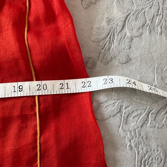 Elegant Red Floral Embroidered Long Sleeve Dress - Picture 11 of 12